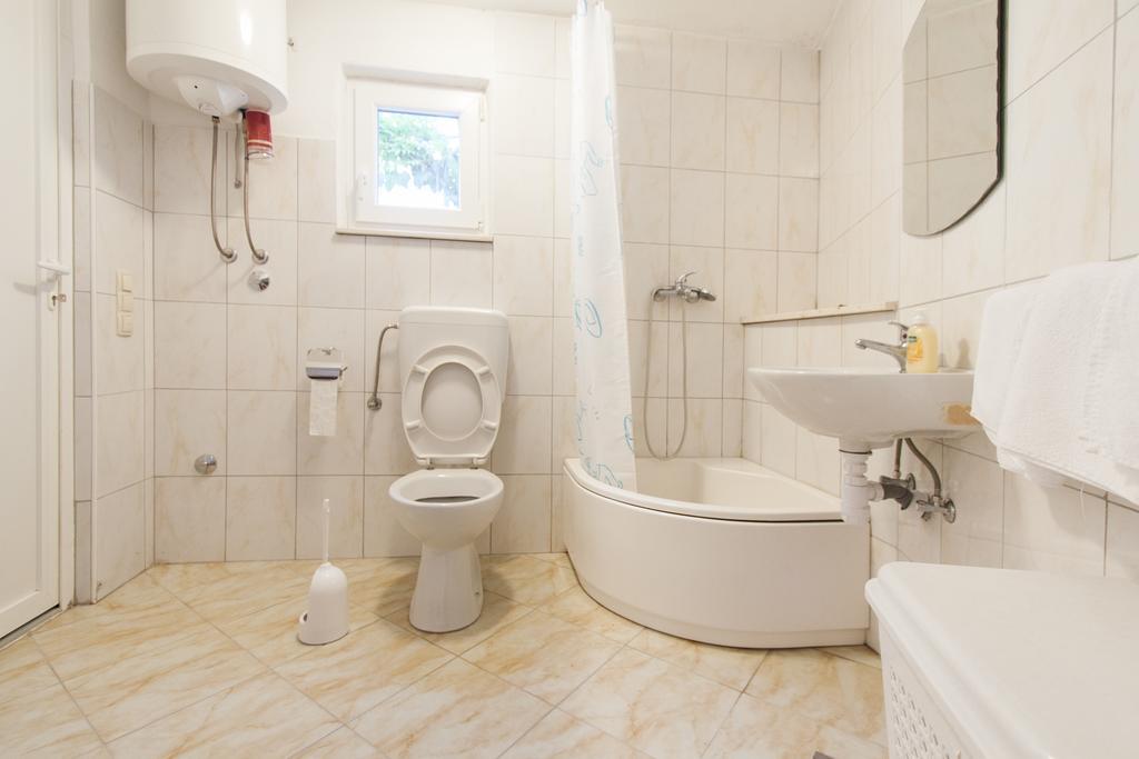 Apartment Mikulic Duće Екстериор снимка