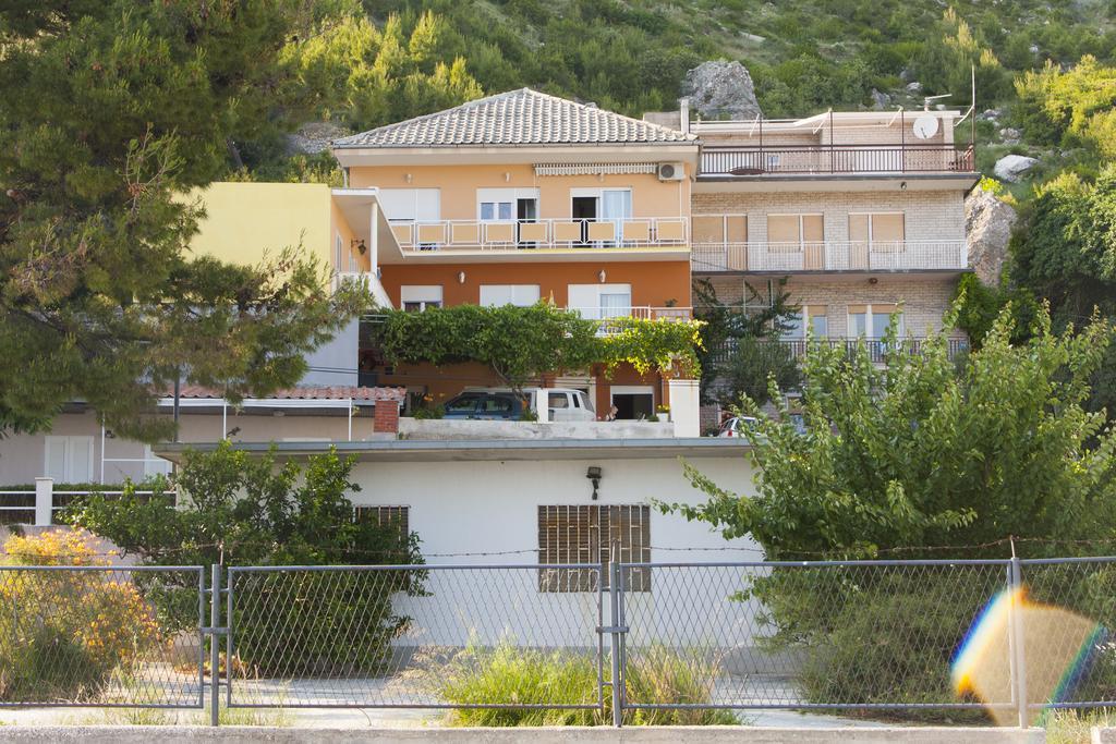 Apartment Mikulic Duće Екстериор снимка