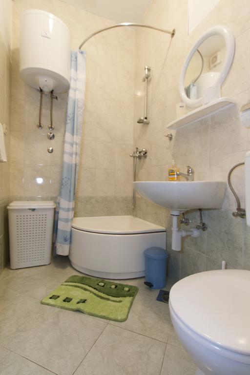 Apartment Mikulic Duće Екстериор снимка